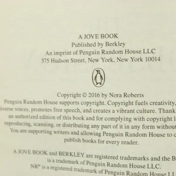 Nora Roberts The Obsession Paperback Novel ISBN 9781101987605