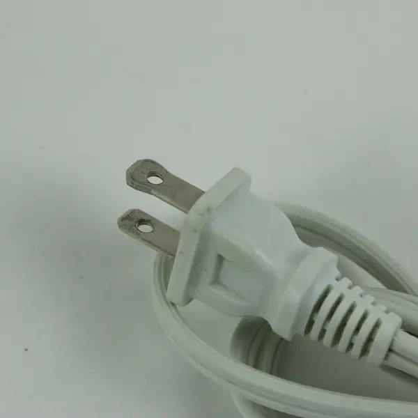 EGLO KOB 3-Bulb White Corded Under Cabinet Light Fixture Tested