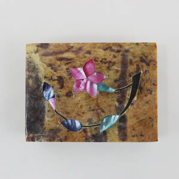 Soapstone Mother-of-Pearl Inlaid Floral Trinket Box With Fitted Lid