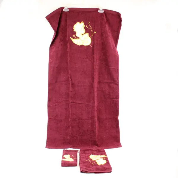 SKL Home Christmas Angel Burgundy Towel Set of 3: 1 Hand, 2 Fingertip