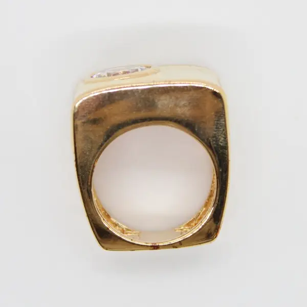PAJ Cream Enamel Gold Tone Simulant Diamond Ring Size 8.5