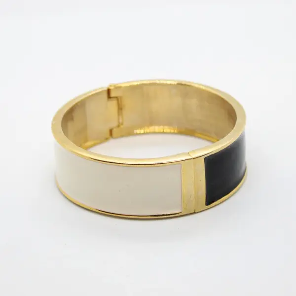 Black & White Enamel Gold Tone Hinged Bangle Bracelet