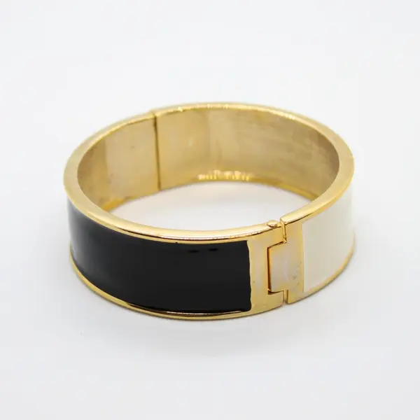 Black & White Enamel Gold Tone Hinged Bangle Bracelet