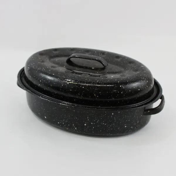 Unbranded Black Oval Enamelware Roasting Pan With Matching Lid 12x8