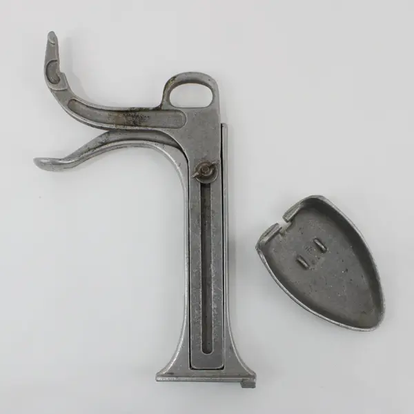 Lady Josephine Aluminum Shoe Stretcher Holder with Size 4 Toe Adapter