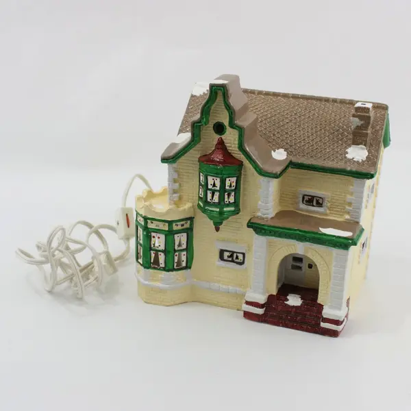 1988 Yuletide Snow Hamlet #740 Lighted Christmas Village House