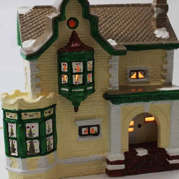 1988 Yuletide Snow Hamlet #740 Lighted Christmas Village House