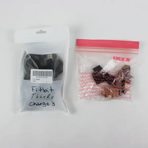 Fitbit Fitness Tracker For Parts/Not Working, 4 Wristbands & 4 USB Chargers