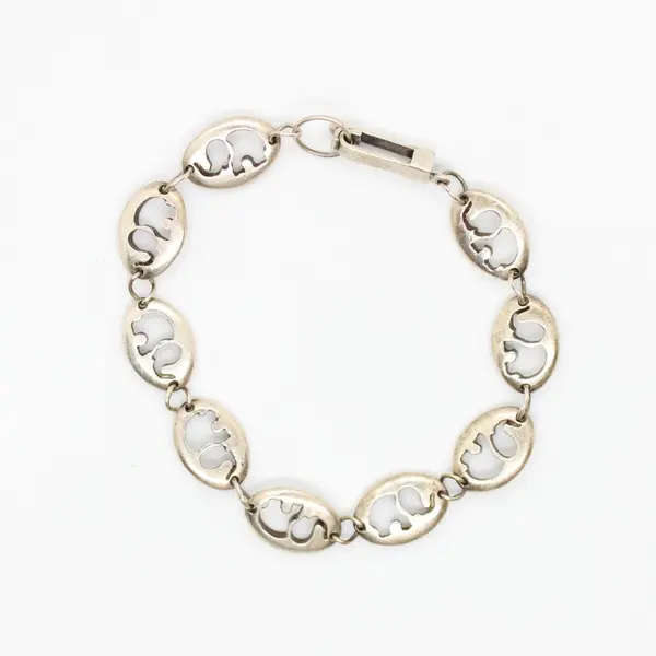 925 Sterling Silver Oval Link Elephant Cutout Bracelet 7.5 Inch Secure Clasp