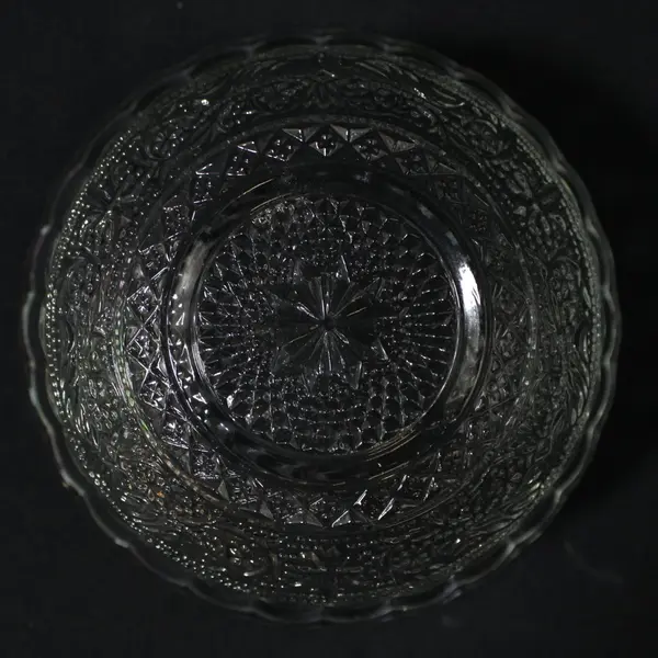 KIG Indonesia Vintage Clear Glass Fleur de Lis Dessert Bowl 4.5"