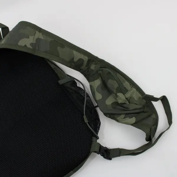 Eddie Bauer Green Camouflage Sling Bag Men's Polyester