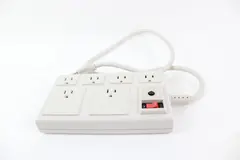 Woods 6-Outlet Surge Protector Power Strip White Resettable Switch