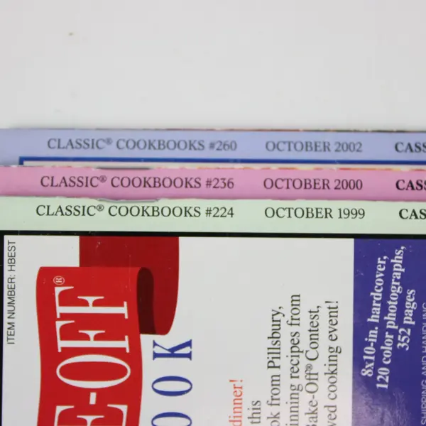 Lot of 3 Pillsbury Classic Cookbooks Magazines Casseroles 1999 - 2002