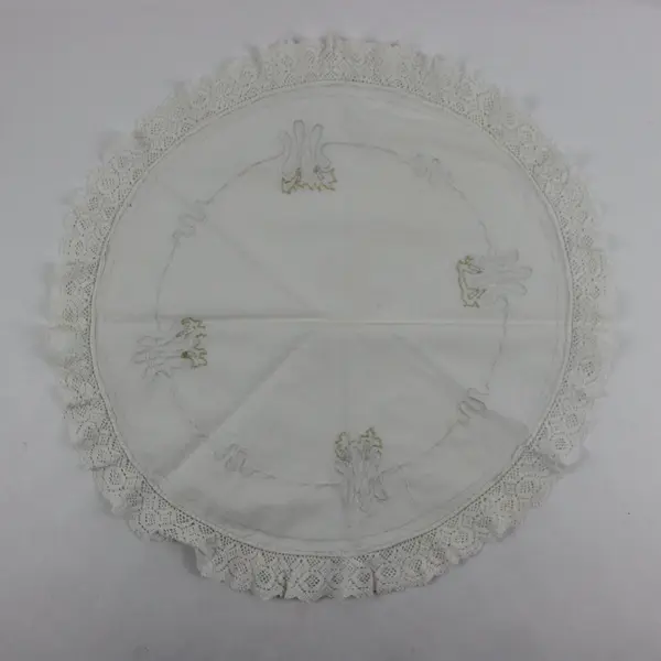 Round Embroidered Linen Doily 18.5in White Tatted Lace Edge