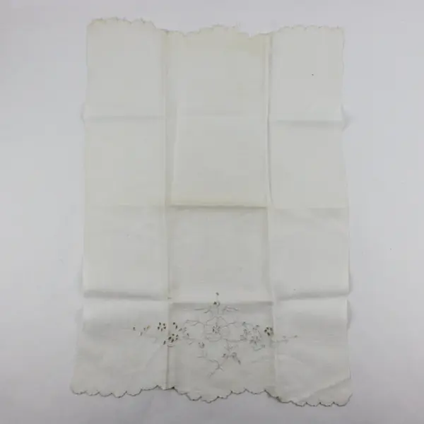 Embroidered Linen Napkin Doily White Rectangular 14 x 10.5 Cutwork