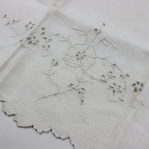 Embroidered Linen Napkin Doily White Rectangular 14 x 10.5 Cutwork