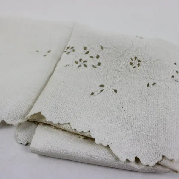 Embroidered Linen Napkin Doily White Rectangular 14 x 10.5 Cutwork