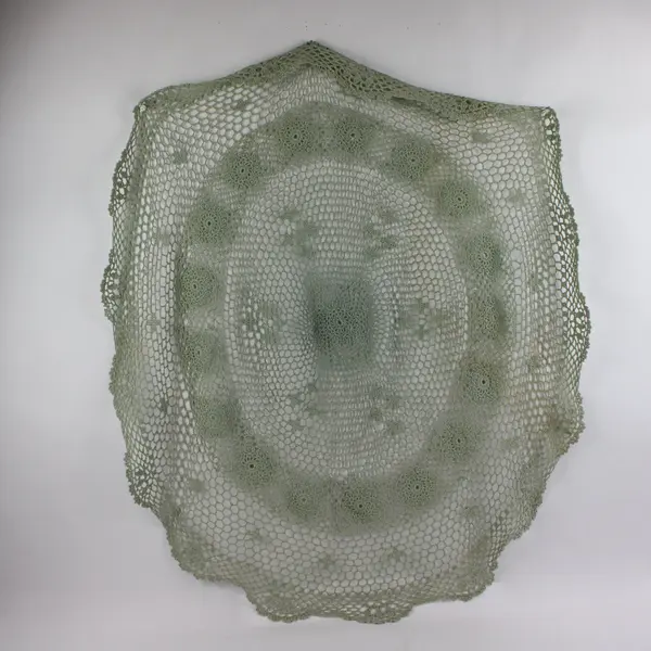 Green Round Crocheted Tablecloth 34 Inch Diameter