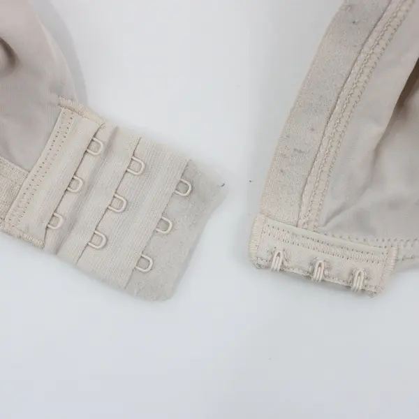 Warner's Easy Does It Wireless Lightly Lined Bra Size M Nude Tan
