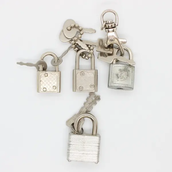 Lot of 4 Assorted Unbranded Padlocks with Keys Hardware 