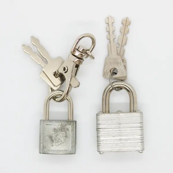 Lot of 4 Assorted Unbranded Padlocks with Keys Hardware 