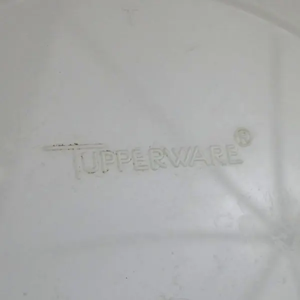 Tupperware 1834-7 4 Qt Food Storage Container Blue Lid FLAWED