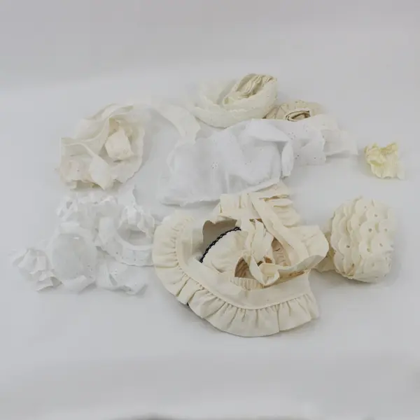 Lot of 12 Pcs Lace Trim Scraps White & Cream, Embellishments/Sewing/Crafts 