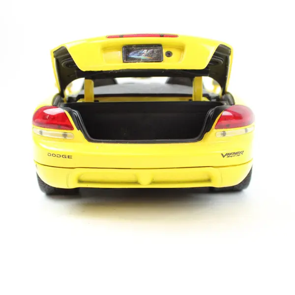 ERTL Dodge Viper 2001 Yellow 1:18 Diecast Convertible Model