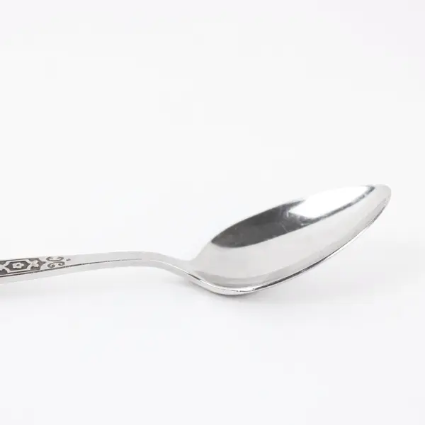 Oneida Deluxe Stainless Teaspoon 6in Ornate Decorative Handle