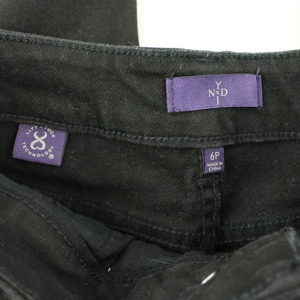 NYDJ Lift Tuck Technology Black Capri Pants Women's Size 6P