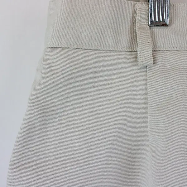 Hunt Club Women's Petite 10P Ivory Cream Pleated Chino Shorts