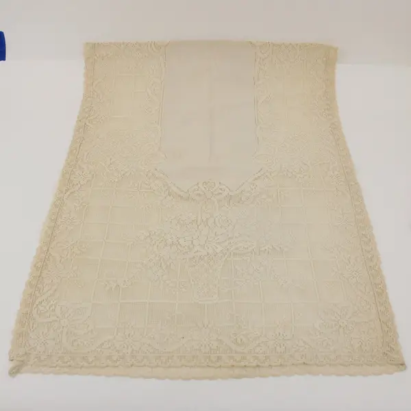 Lot of 2.5 lb Kitschy Tablecloth Fabric Pieces DIY Craft Sewing FLAWED