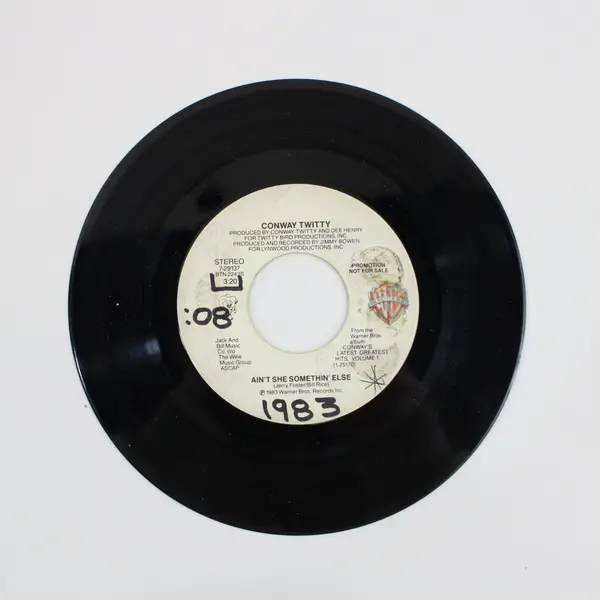 Conway Twitty Ain't She Somethin' Else 7" Vinyl Record 1983