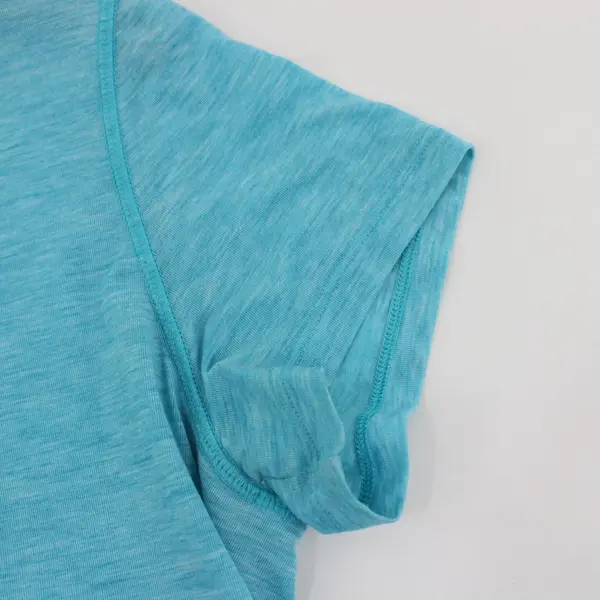 Lucy Sky Blue Women's Athletic T-Shirt Medium Pre-Owned