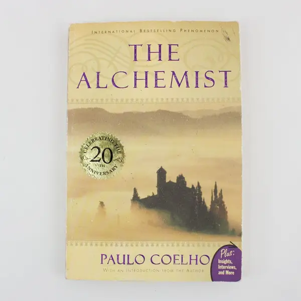 Vintage The Alchemist by Paulo Coelho 1998 Paperback Novel Inspirational Fiction