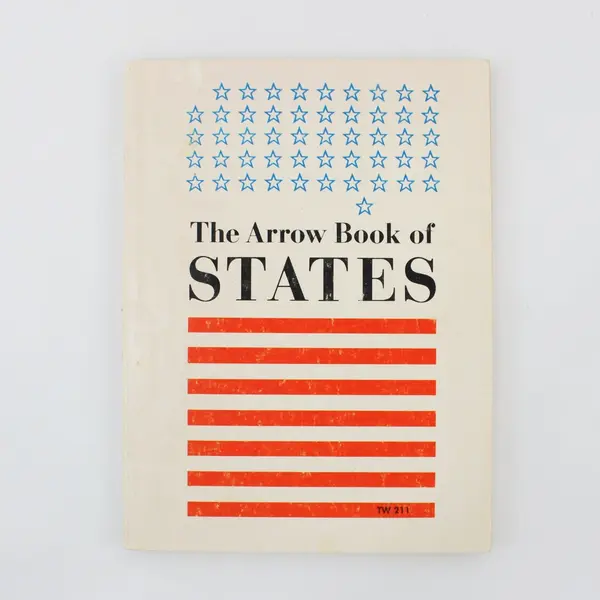 Lot of 2 Vintage Travel Books 1973 Book of States & 2001 Palm Springs Paperback 