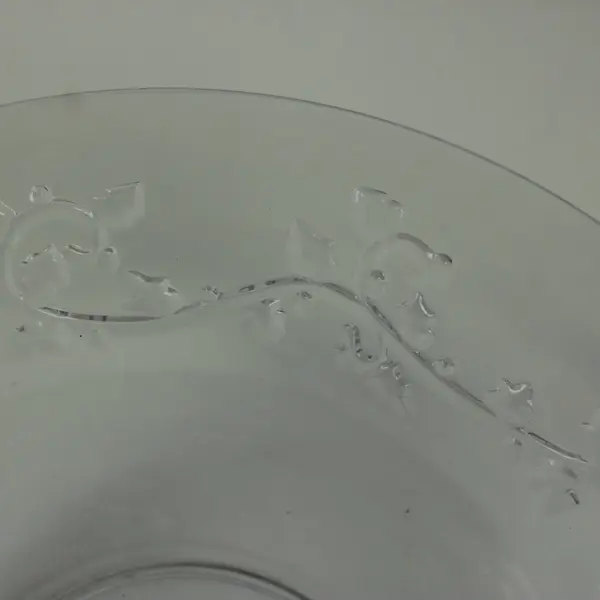 American Maid 10 Inch Round Bowl Clear Plastic Floral Serving Bowl