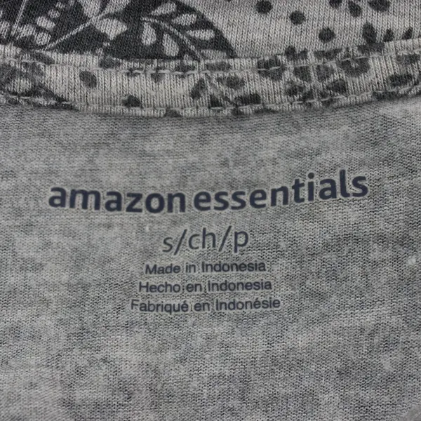Amazon Essentials Women's Gray Mandala Print T-Shirt Size Small
