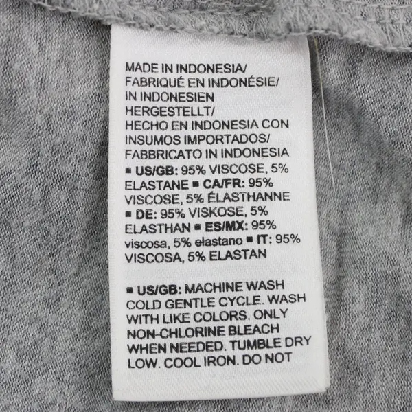 Amazon Essentials Women's Gray Mandala Print T-Shirt Size Small
