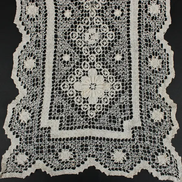 Antique Filet Lace Table Runner 45 x 12 Floral Scalloped Edge