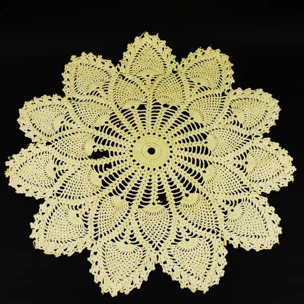 Handmade Crochet Pineapple Doily 22in Round Cream