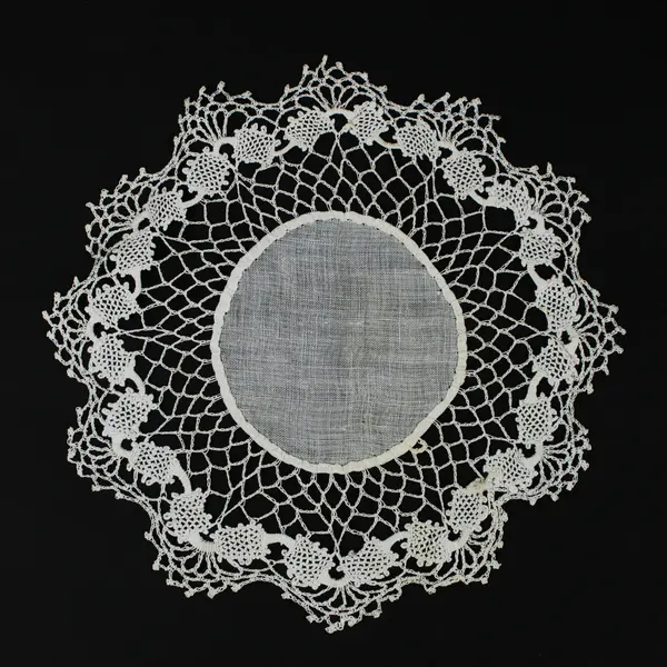 Lot of 5 White Round Lace Crochet Embroidered Doilies 5-7 Inch Mixed Styles