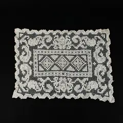 Knotted Filet Lace Table Doily Rectangular Floral Scalloped Edge
