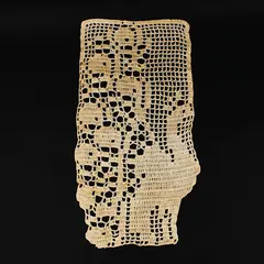 Filet Crochet Table Runner Doily Ecru Floral