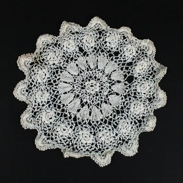 Lot of 4 Handmade Cotton Crochet Round Lace Doilies