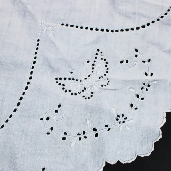 Vintage White Linen Embroidered Butterfly Table Doily 21" Scalloped Edge
