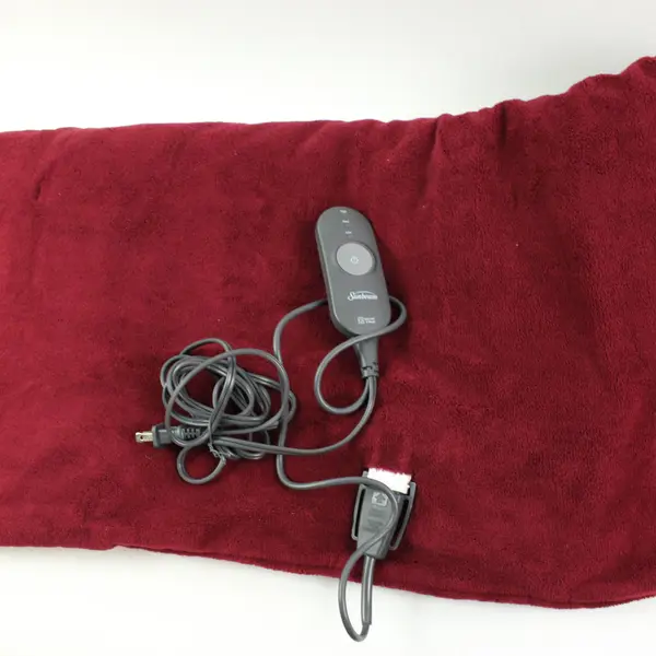 Sunbeam Warming Throw HT-4FE P.N. 116766-006 Red Heated Plug-In Adj Temp Control