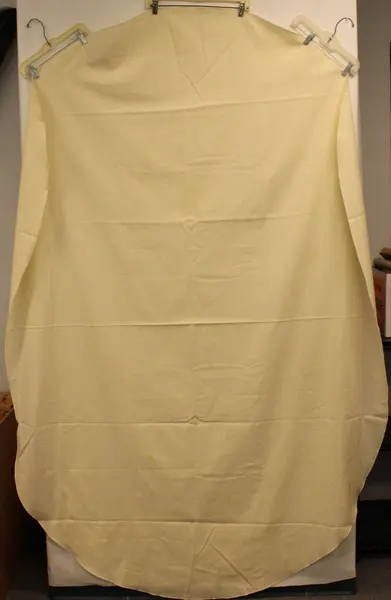 Oval Cream Linen-Like Tablecloth 58"x80" 