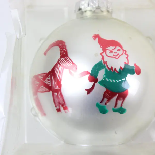 Bronner's Santa Claus Reindeer Glass Ball Christmas Ornament Display Box