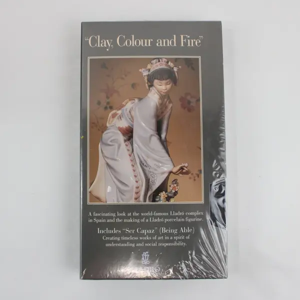 1998 Lladró Society Collector's Kit Figurine VHS Tape Magazine Holder